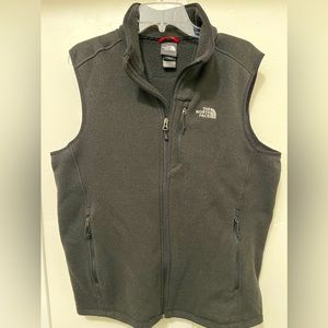 North Face men’s fleece vest